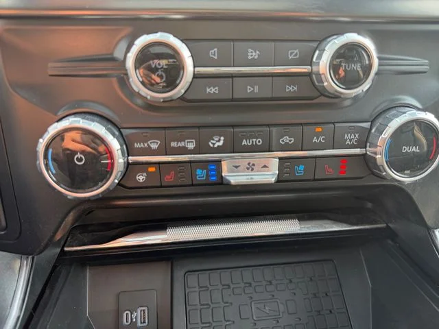 Used 2023 White Ford Tremor image 17