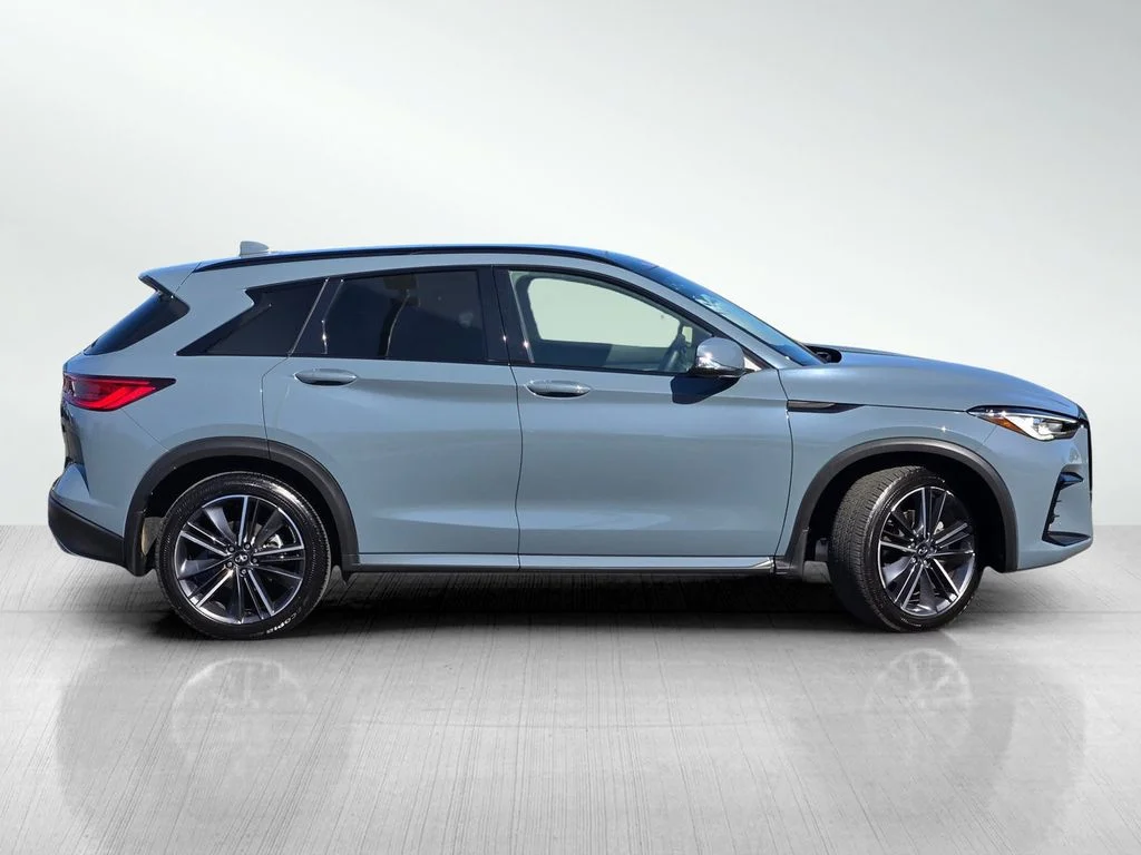 Used 2023 Slate Gray INFINITI SPORT image 3