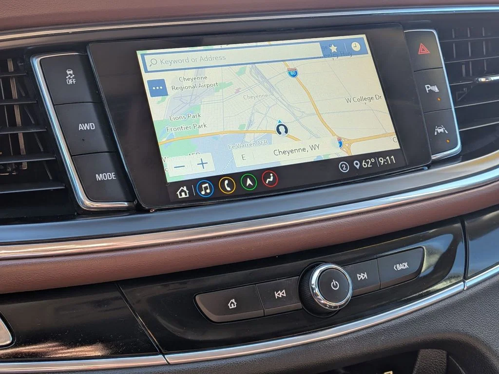 Used 2020 RICH GARNET METALLIC Buick Avenir image 16