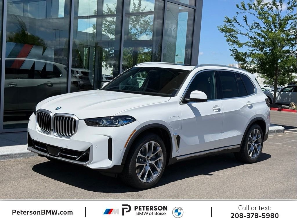 2026 BMW X5 xDrive50e's photo
