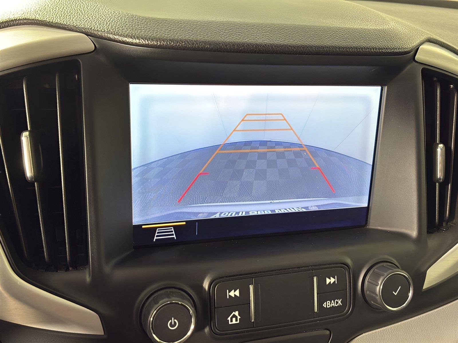Used 2019 Quicksilver Metallic GMC SLT image 9