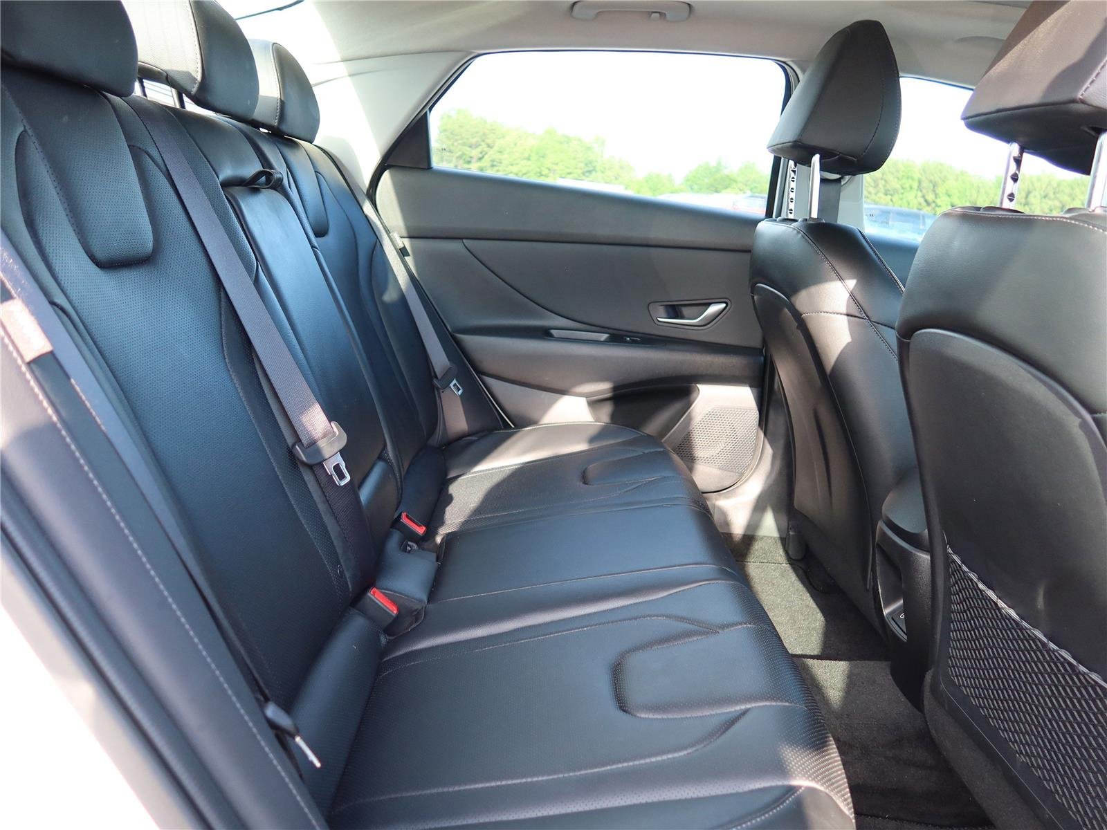 Used 2024 Serenity White Hyundai Limited image 8