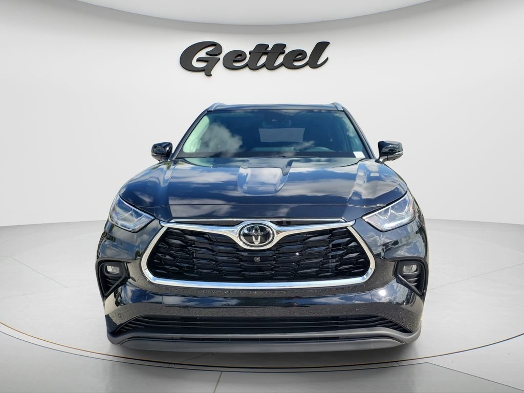 New 2026 Midnight Black Metallic Toyota  Limited image 16