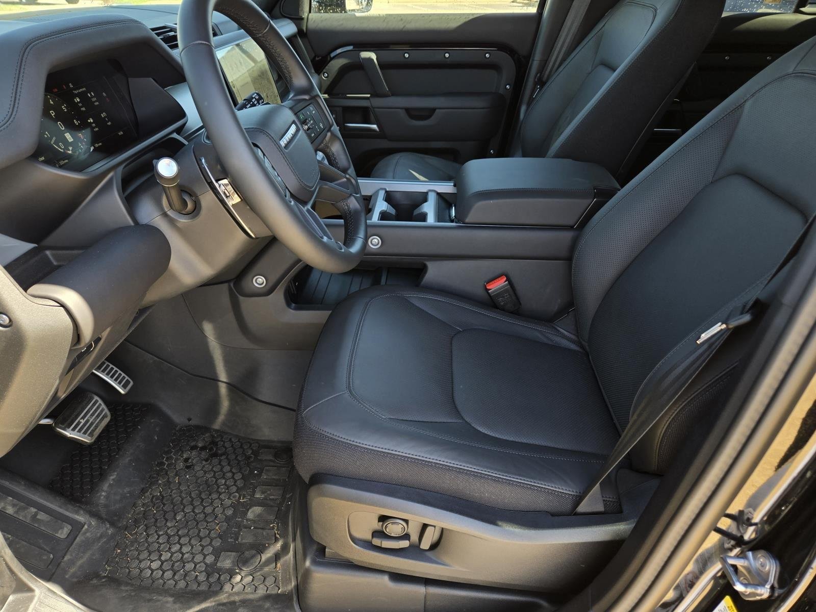 2025 Land Rover Defender V8 - Photo 26