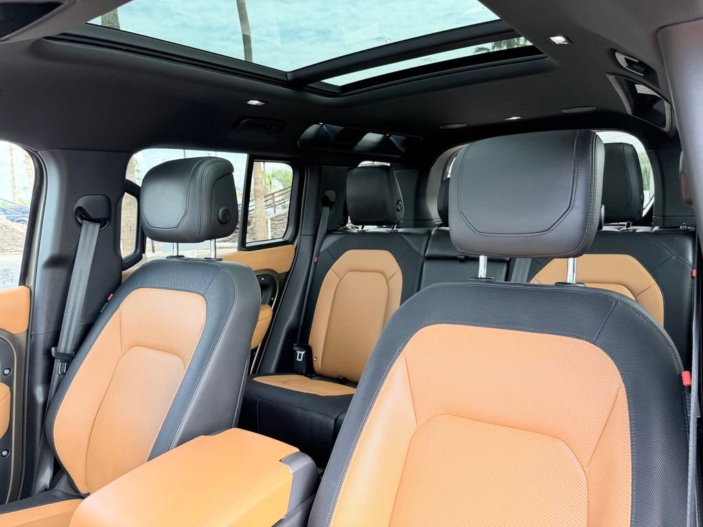 Used 2024 Brown Land Rover X-Dynamic SE image 6