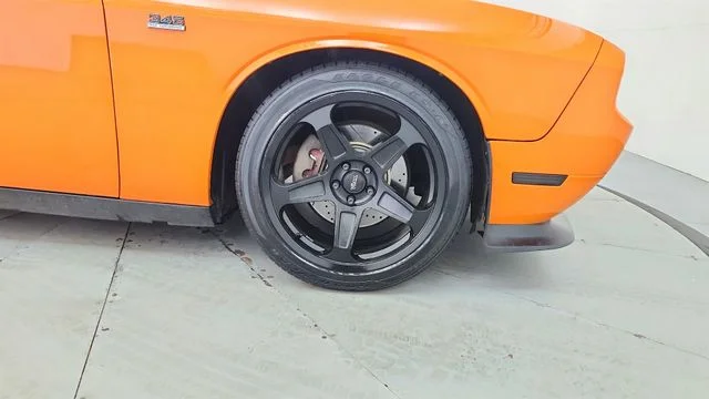 Used 2014 Orange Dodge R/T Shaker image 23