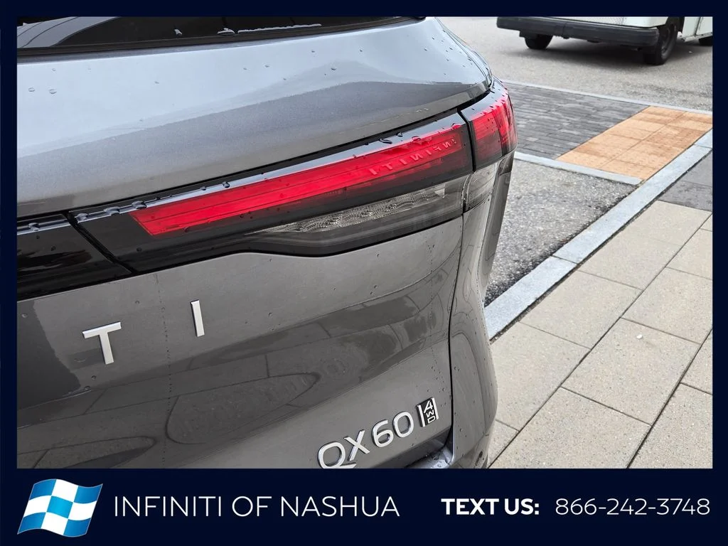 New 2027 GRAPHITE SHADOW INFINITI Luxe AWD image 13