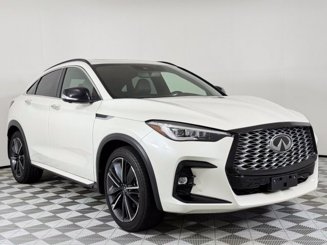 2023 INFINITI QX55 Essential