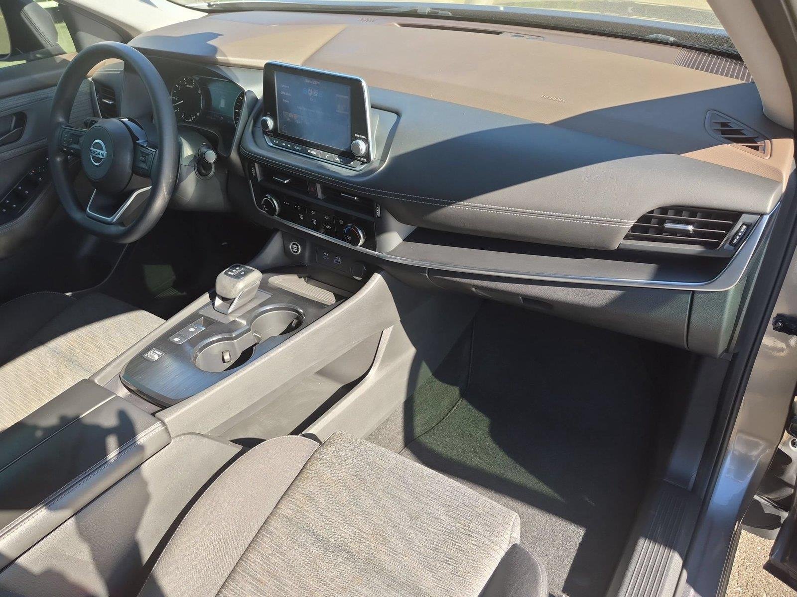 Used 2021 Gun Metallic Nissan S image 36