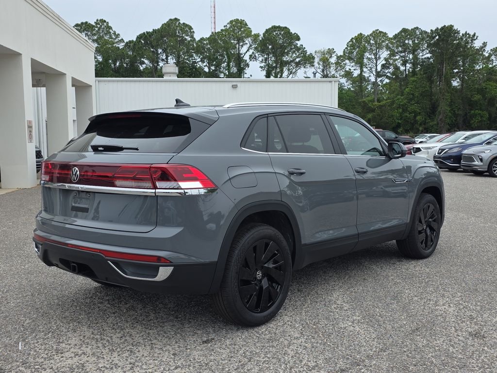 New 2026 Gray Volkswagen 2.0T SE w/Technology image 7