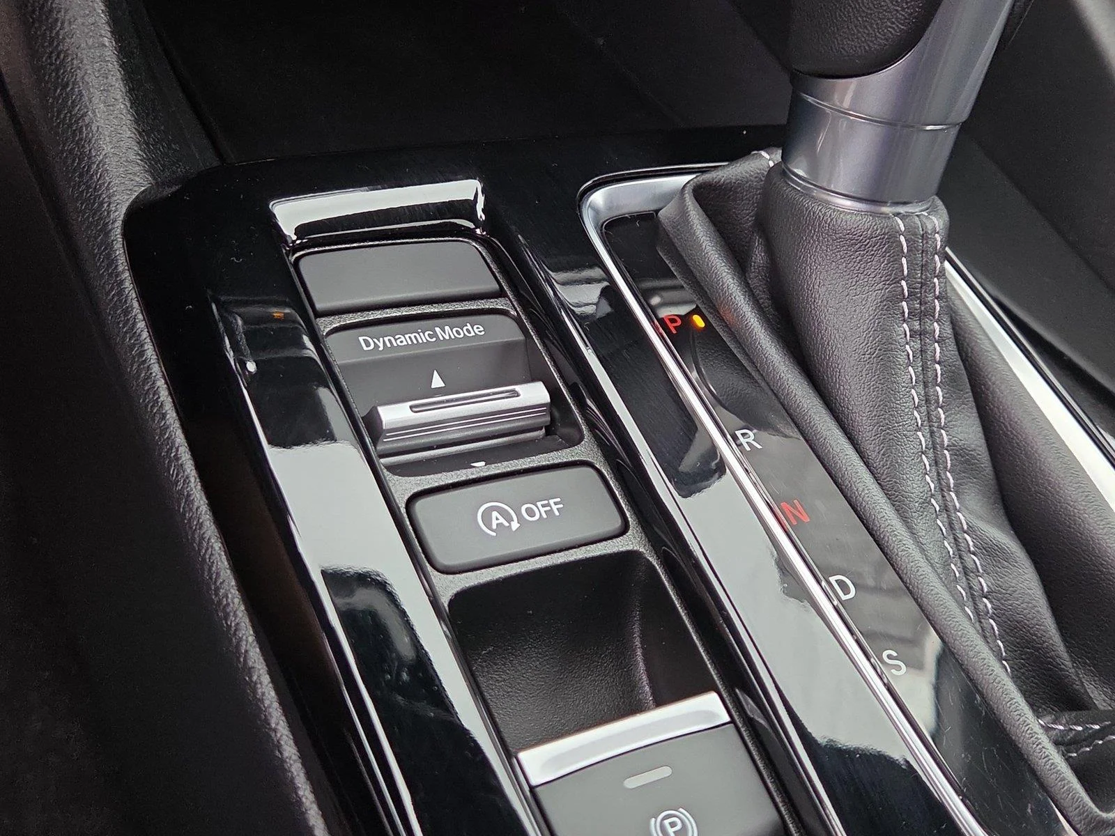 Used 2024 Platinum White Pearl Acura A-SPEC image 12
