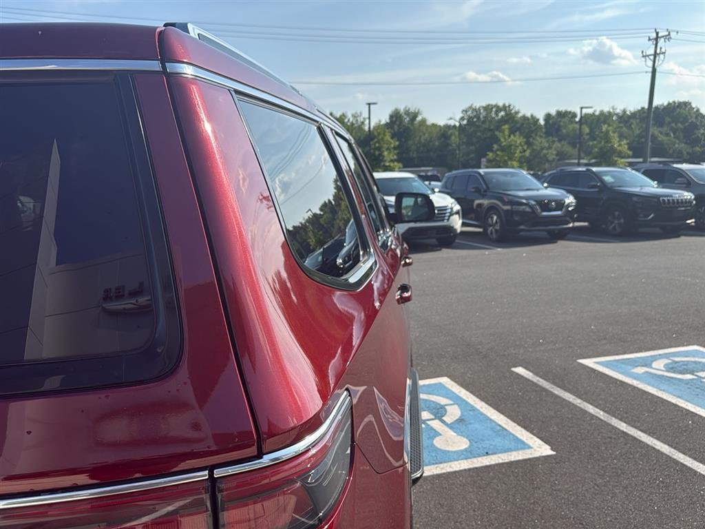 Used 2024 Velvet Red Pearlcoat Jeep Series II image 11