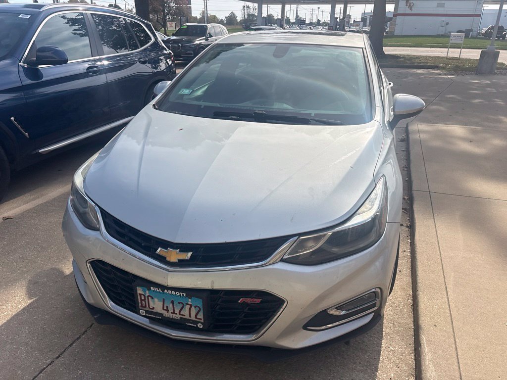 Used 2016 Silver Ice Metallic Chevrolet Premier image 3