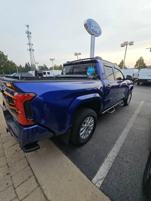 Used 2024 Blue Toyota SR5 image 4