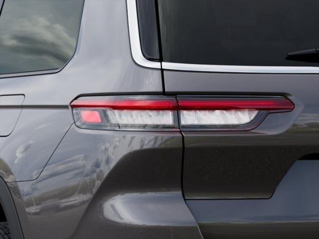 New 2026 Baltic Gray Metallic Clear-Coat Exterior Paint Jeep Laredo image 5
