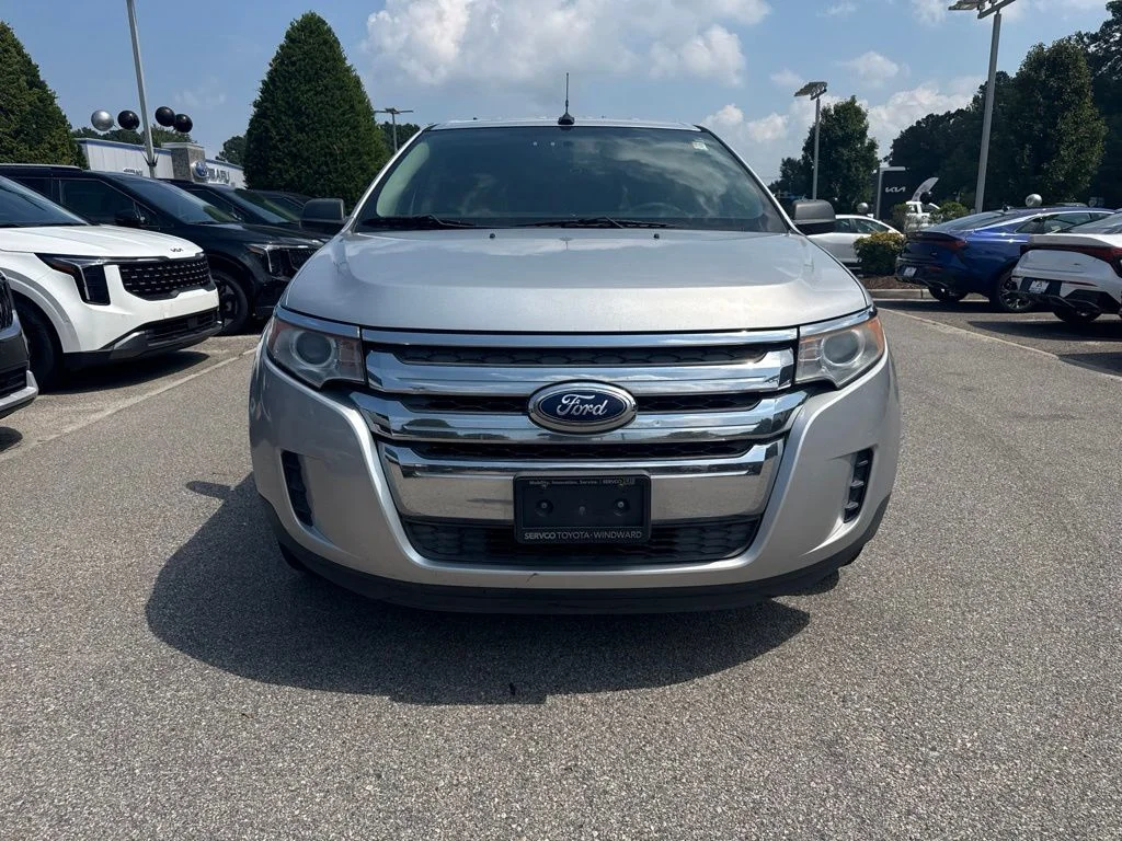 Used 2014 Silver Ford SE image 6