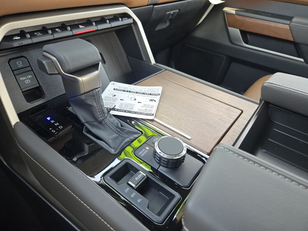 2026 Toyota Tundra 1794 Edition - Photo 17