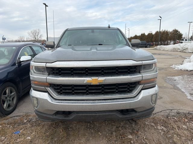 Used 2017 Chevrolet Silverado 1500 LT with VIN 3GCUKREC8HG331578 for sale in Standish, MI
