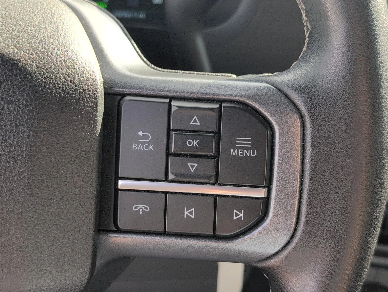 Used 2024 Iconic Silver Ford XLT image 22