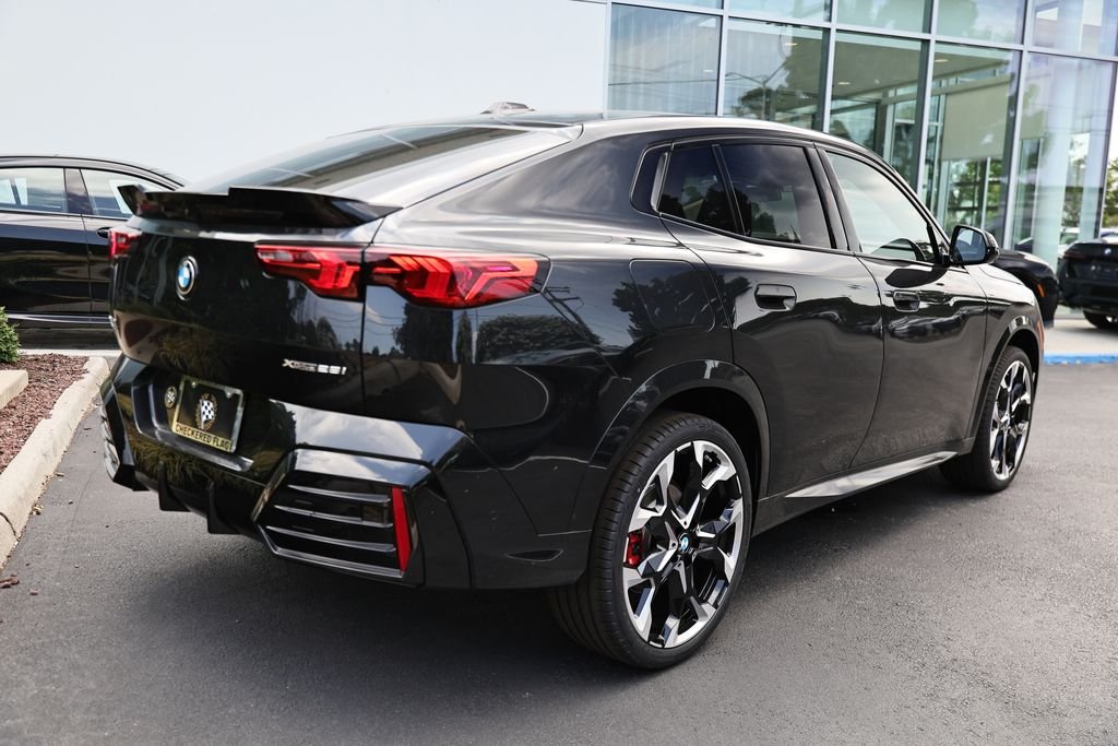 New 2026 Black Sapphire Metallic BMW xDrive28i image 7