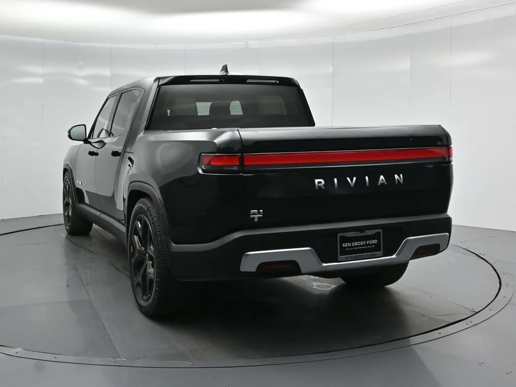 Certified Used 2023  Rivian Adventure image 21