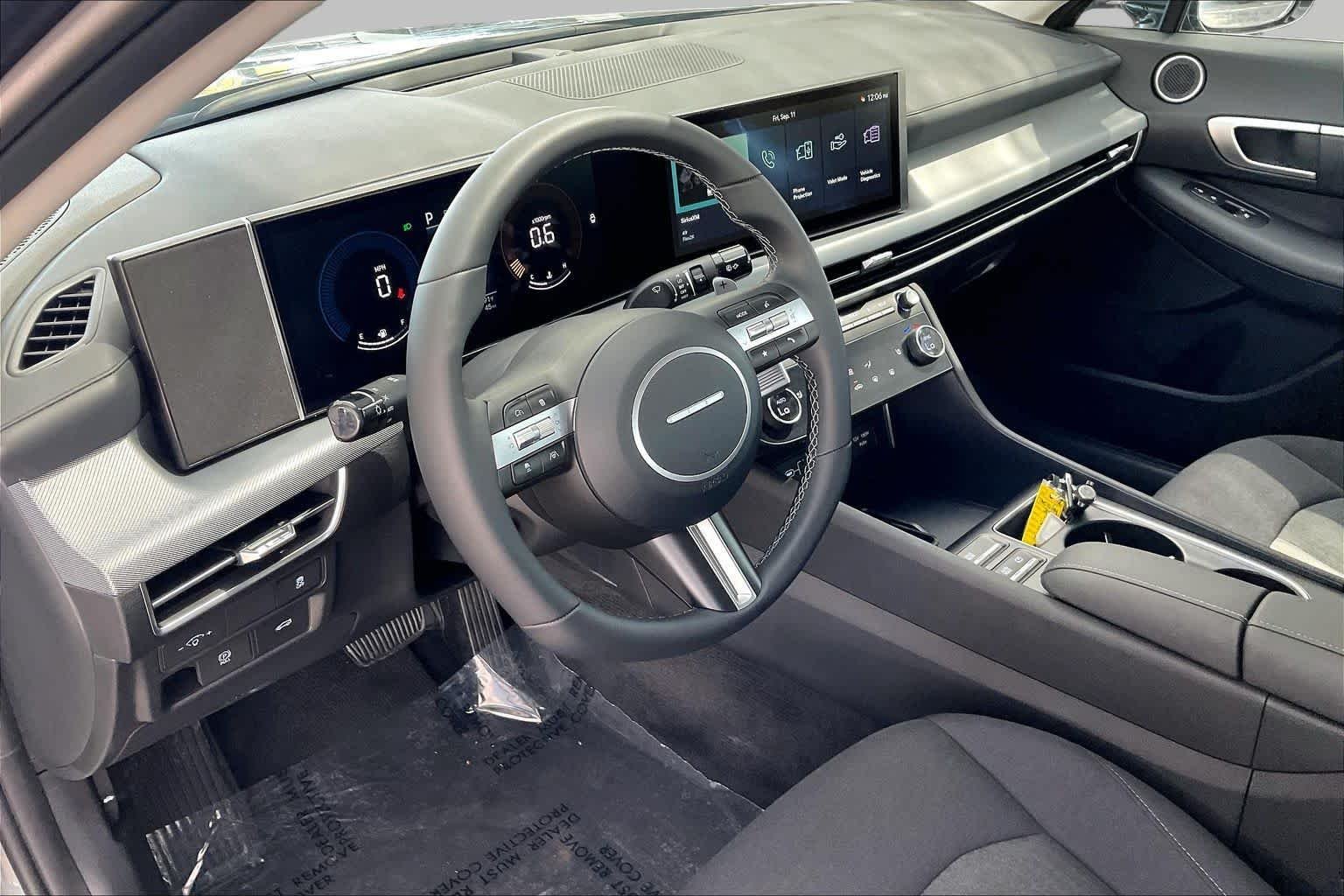 Used 2026 Portofino Gray Hyundai SEL Sport image 18