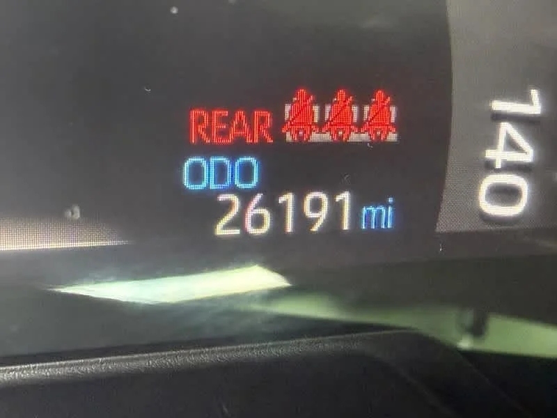 2025 Toyota RAV4 XLE - Photo 22