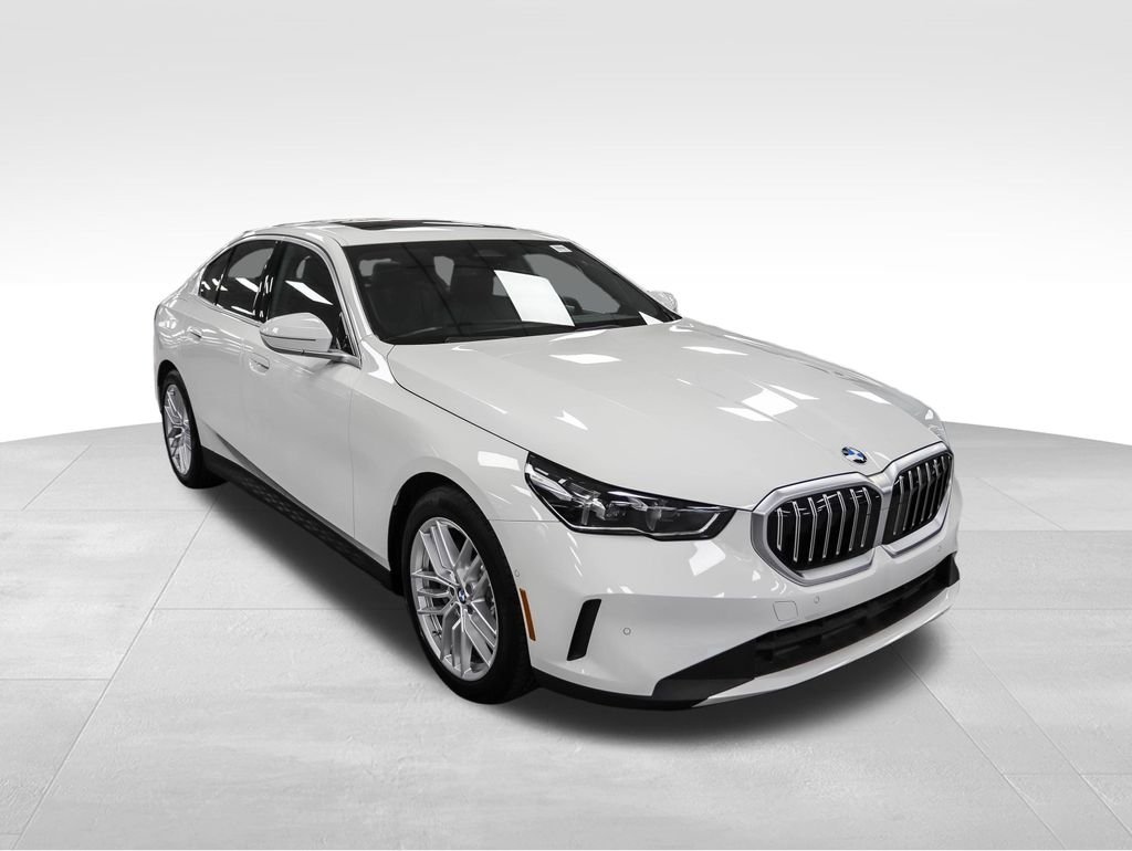 2025 BMW 5 Series 530i - Photo 7