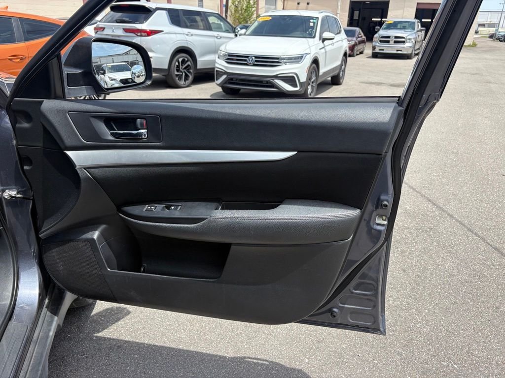 2014 Subaru Outback 2.5i Premium - Photo 17