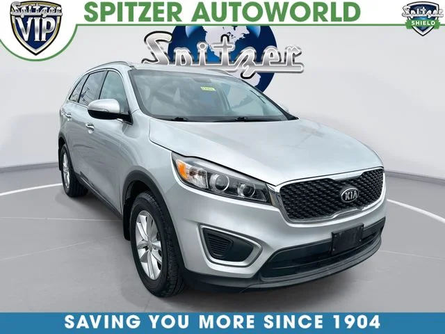 2017 Kia Sorento LX