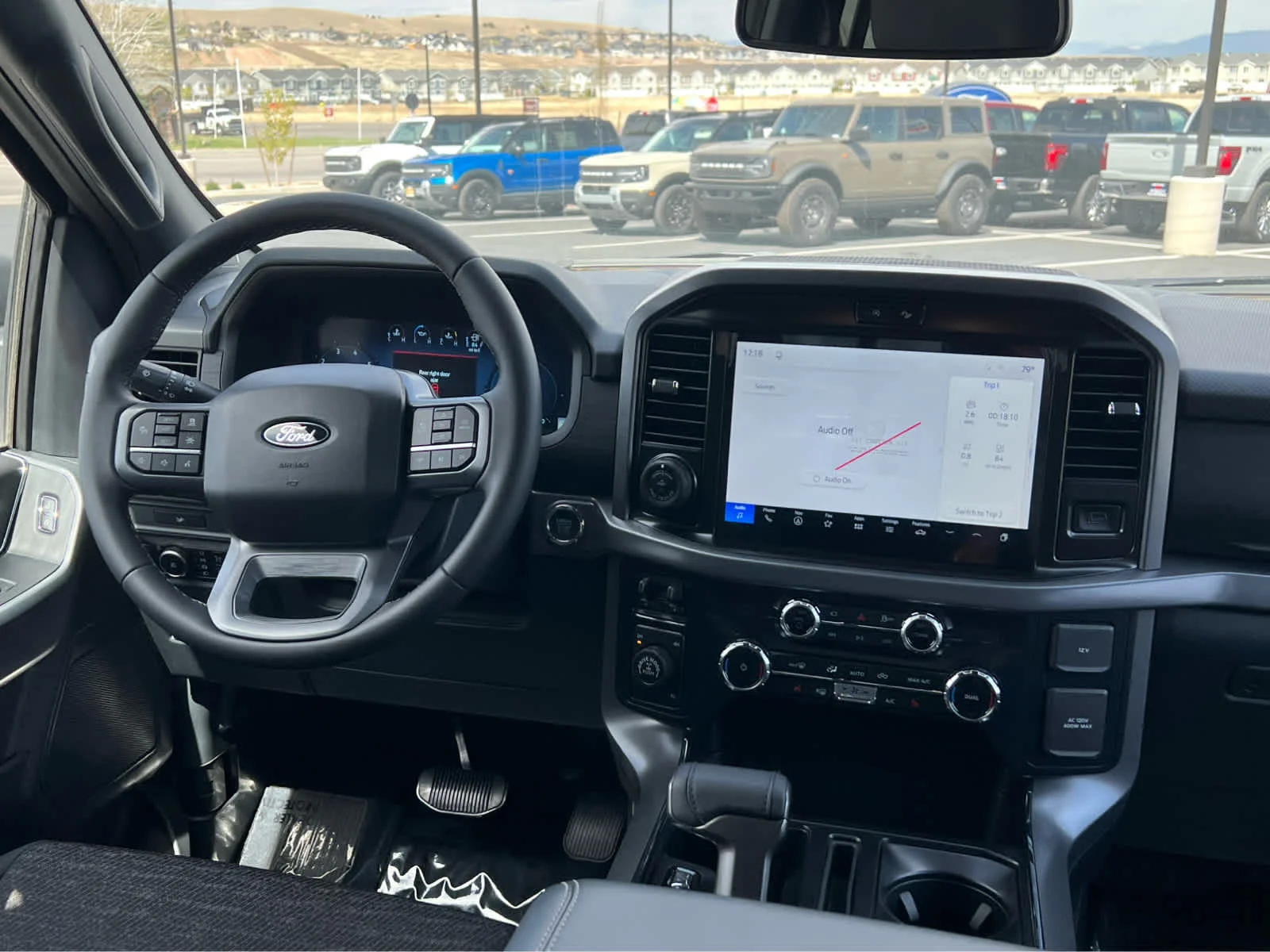New 2026 Oxford White Ford XLT image 23