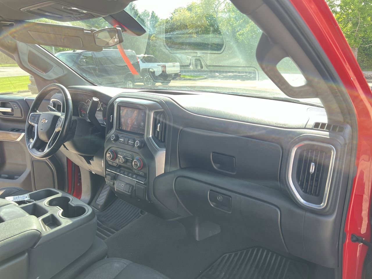 Used 2021 RED HOT Chevrolet LT image 29