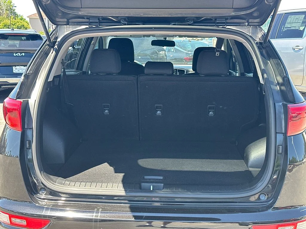 Used 2019 Red Kia LX image 18