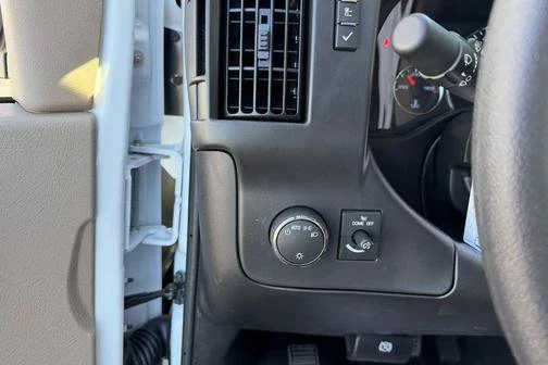 New 2026 Summit White GMC Work Van image 15
