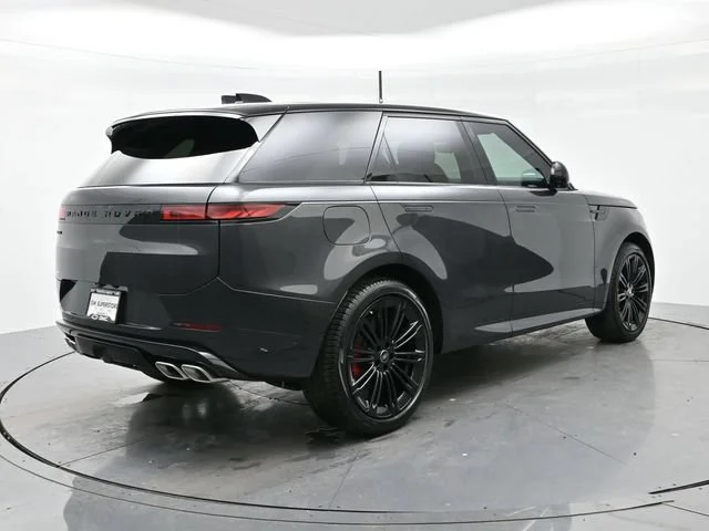 Used 2025 Charente Gray P Land Rover Autobiography image 7
