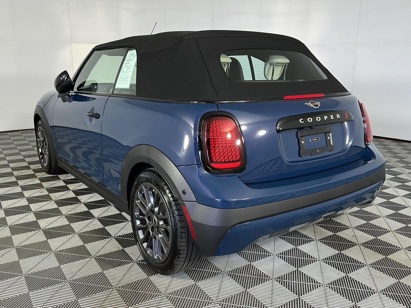 New 2026 Blue Metallic MINI  image 9