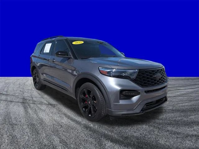 Certified Used 2022 Carbonized Gray Metallic Ford ST-Line image 2
