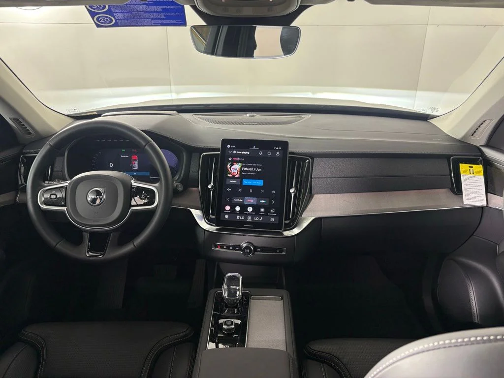 New 2026 Vapour Grey Volvo Ultra image 37