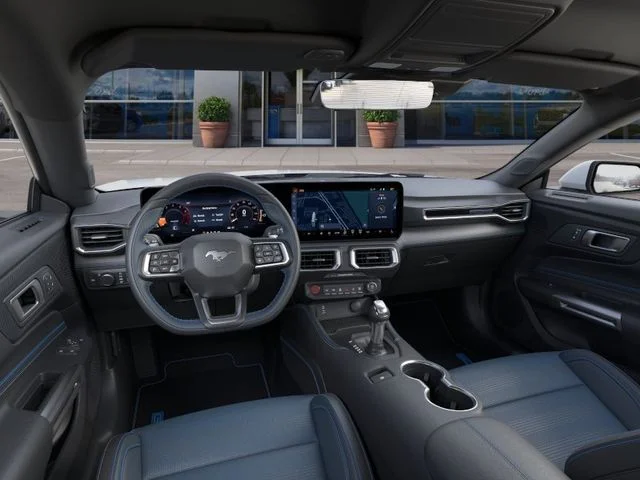 2025 Ford Mustang GT Premium - Photo 9