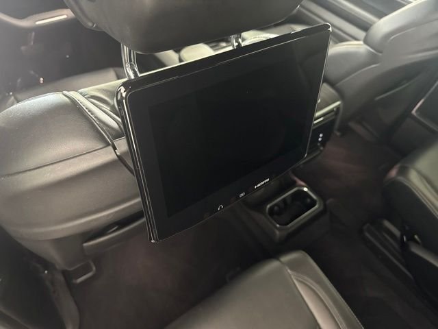 Used 2022 Black Jeep Series III image 27