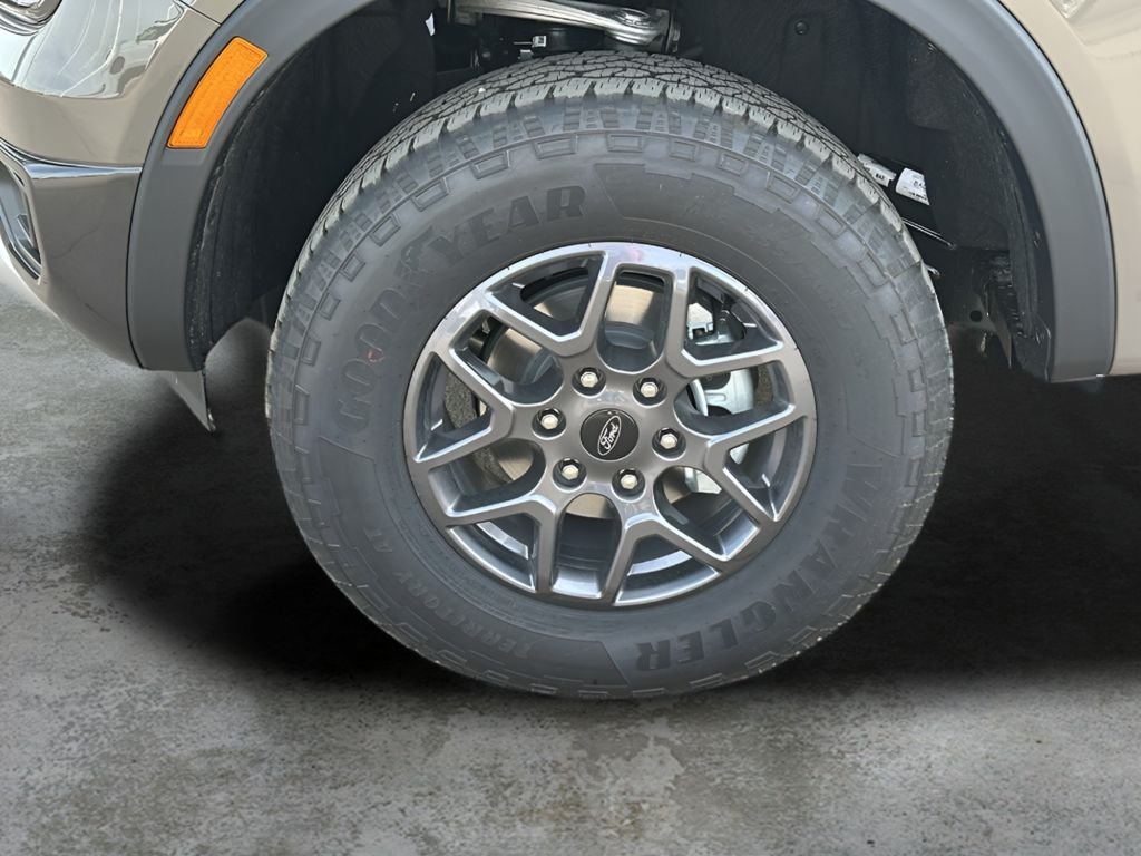 New 2026 Marsh Gray Ford XLT image 35
