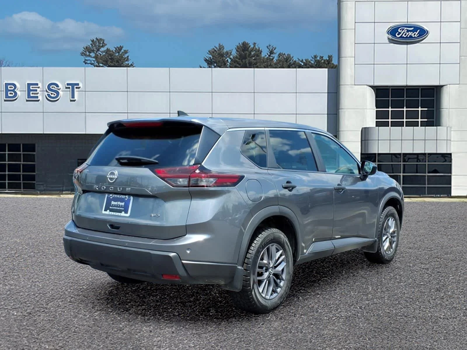 Used 2024 Gun Metallic Nissan S image 7