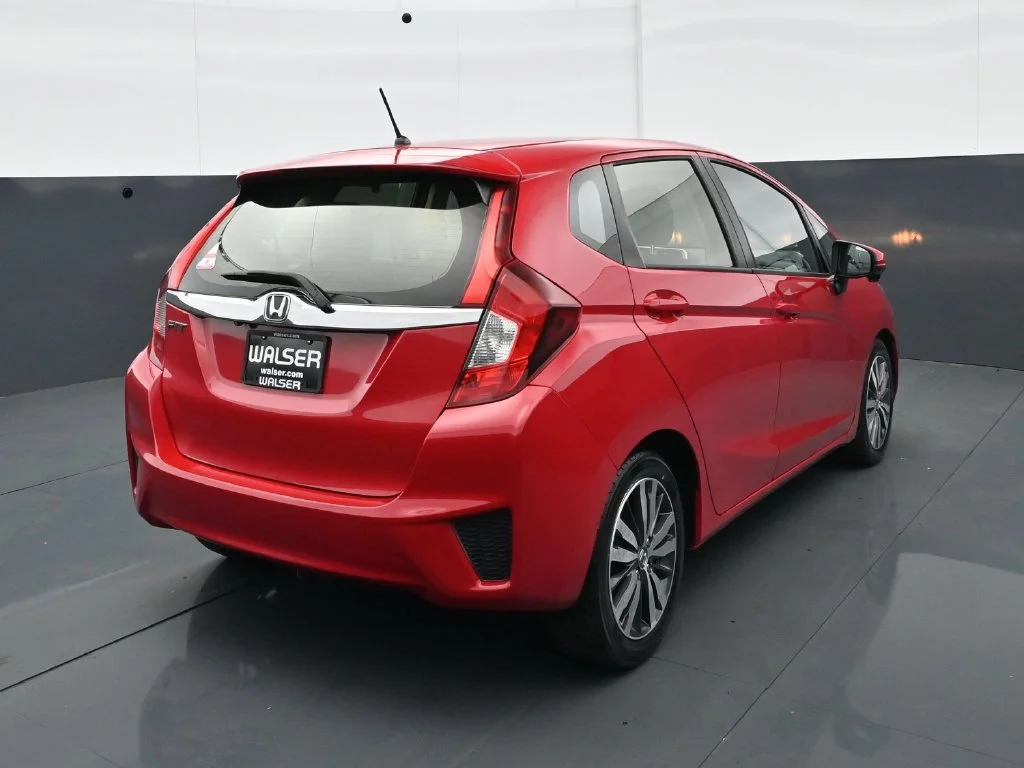 Used 2016  Honda 5D HATCHBACK EX AT image 6