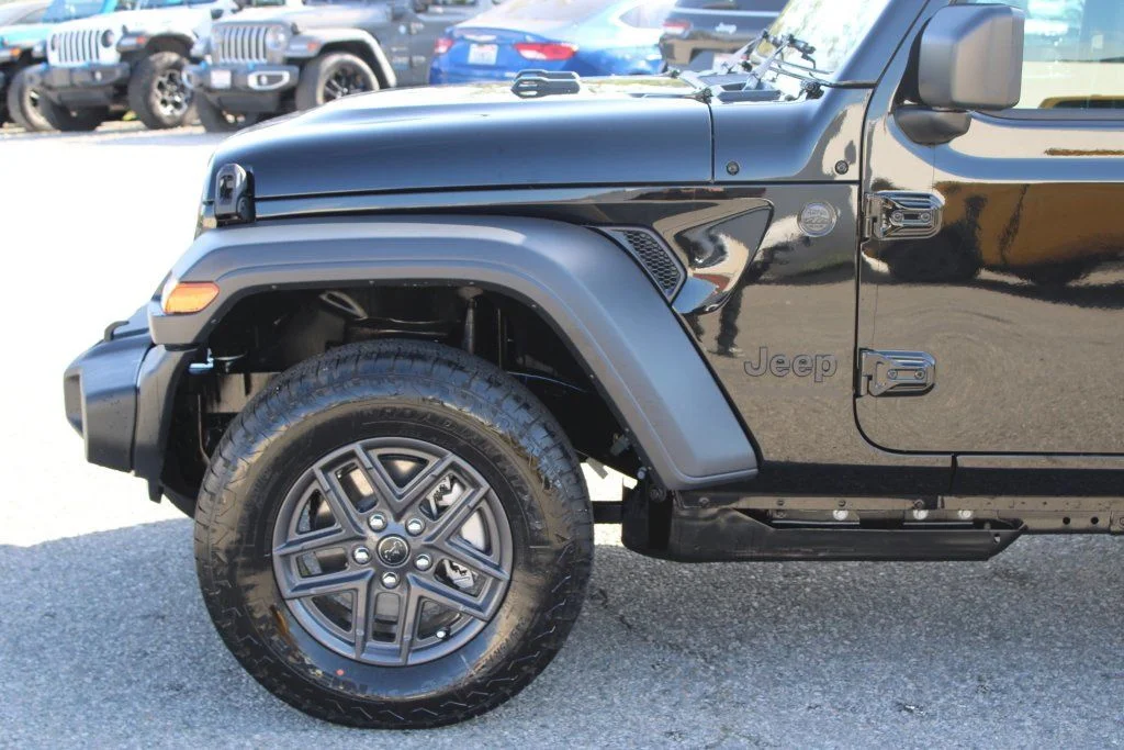New 2026 Black Clear-Coat Exterior Paint Jeep Sport image 7