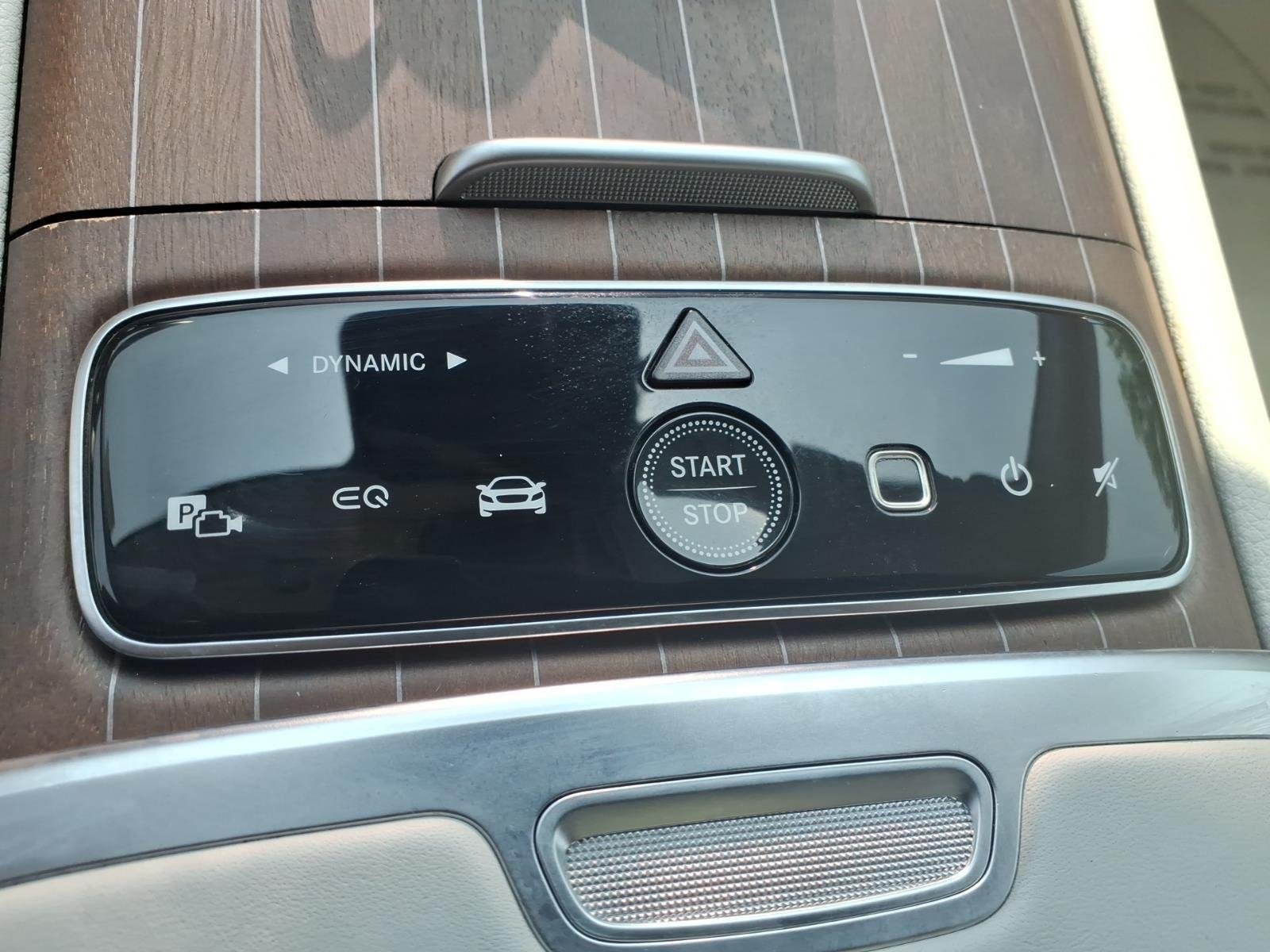 Used 2023 Twilight Blue Metallic Mercedes-Benz EQS 580 image 31
