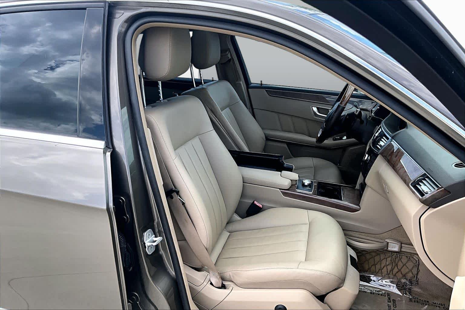 Used 2013 Indium Grey Metallic Mercedes-Benz E 350 Luxury image 8