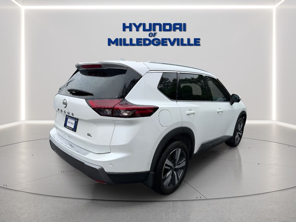 2024 Nissan Rogue SL - Photo 6