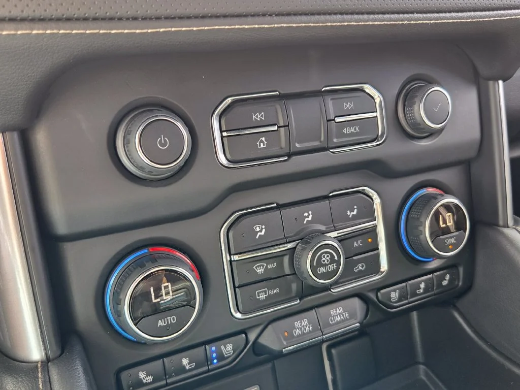 Used 2022 Summit White Chevrolet Premier image 24