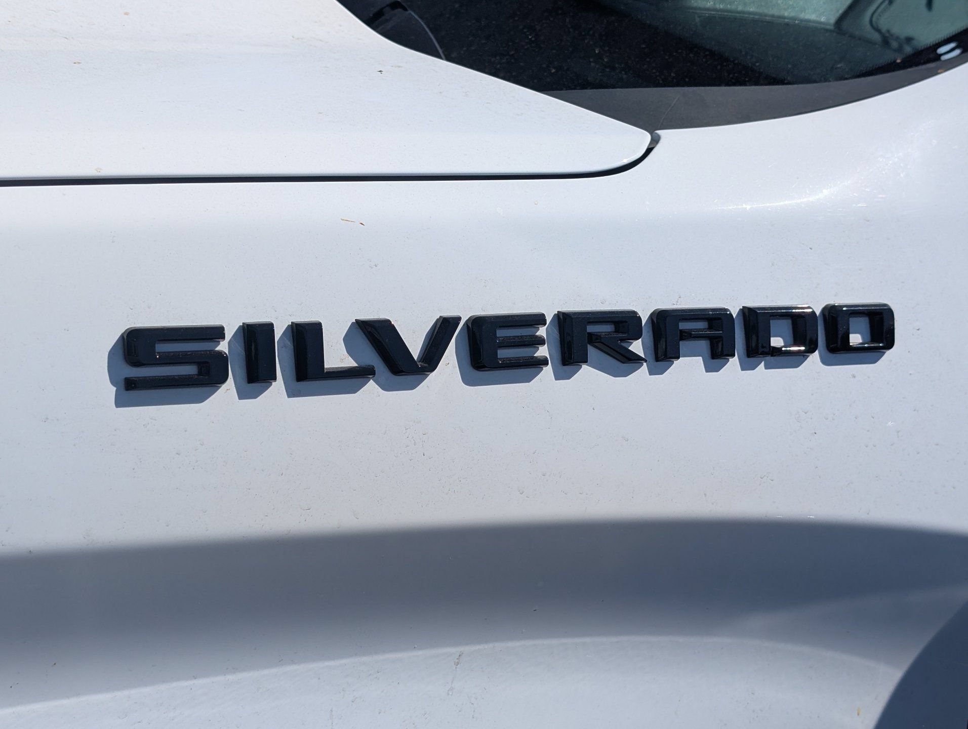 Used 2022 Summit White Chevrolet LT (2FL) image 2