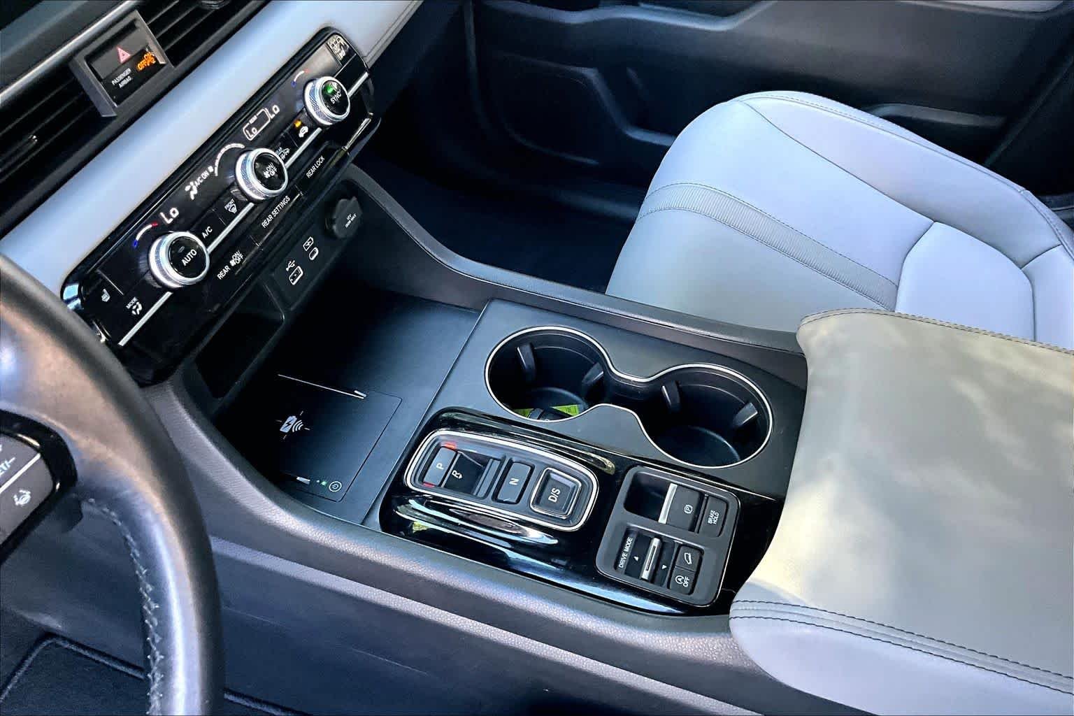 2025 Honda Pilot EX-L - Photo 15